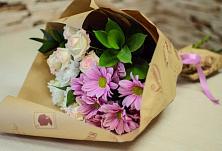 Букет цветов из:  Розы и Хризантемы #REPLACE_PRED# Софьино